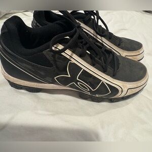 Under armour women’s cleats